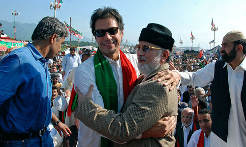 پی ٹی آئی اور عوامی تحریک کے دھرنوں کو عید کے میلے میں بدل دیا گیا - تصویر